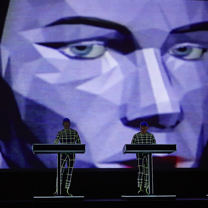 Kraftwerk brengt iconische openluchtshow op 14 augustus naar Brussel!