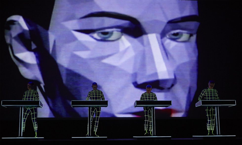 Kraftwerk brengt iconische openluchtshow op 14 augustus naar Brussel!